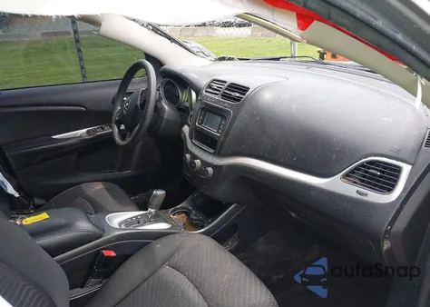 2017 Dodge Journey Sxt z USA, uszkodzony, nr VIN 3C4PDCBG9HT523353